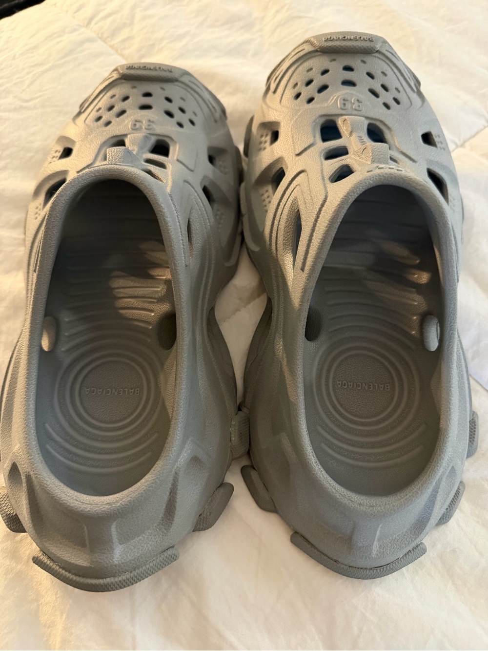 Balenciaga HD Mules - Picture 2 of 4